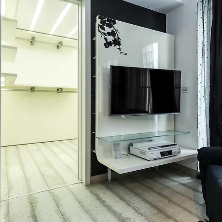 Deluxe - Center Daire Varna