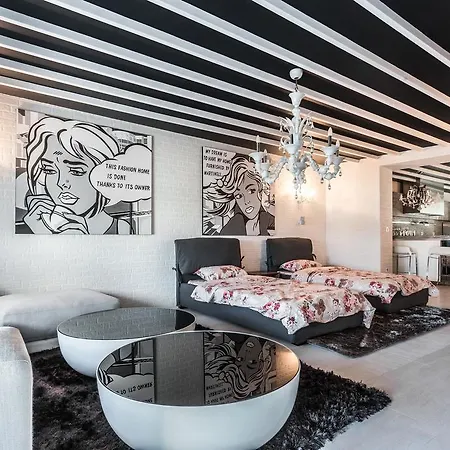 Deluxe - Center Daire *